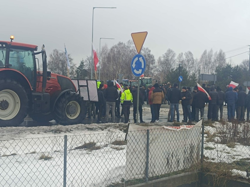 Protest rolników w Nurze, powiat ostrowski. 24.01.2024