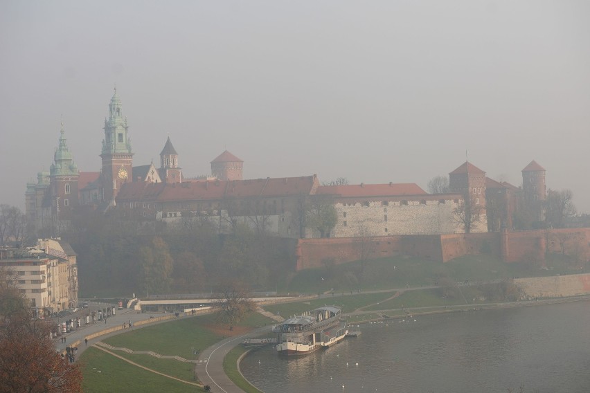 Smogowa czapa ponownie przykryła Kraków