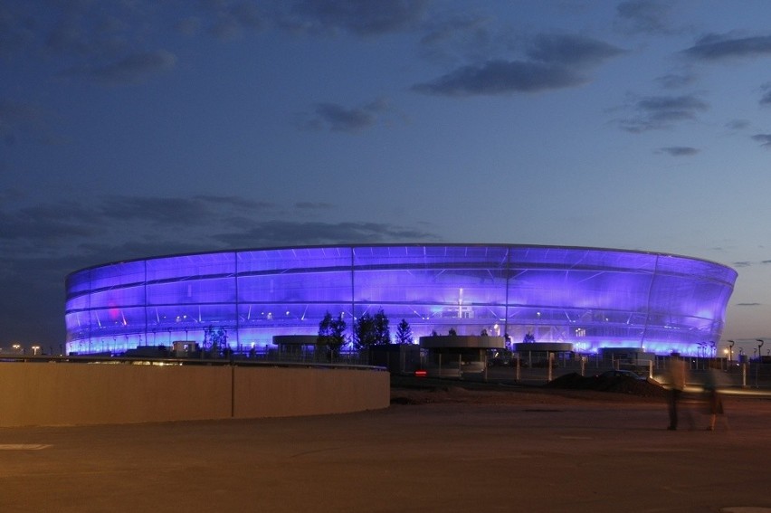 Iluminacja Stadionu Miejskiego we Wrocławiu