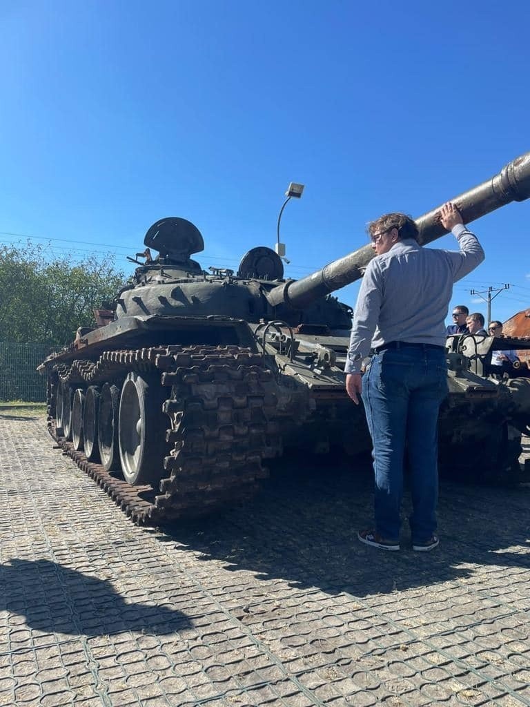 Ambasador Ukrainy w Kielcach: Dzięki polskim "Krabom" i "Piorunom" przekształcamy rosyjski sprzęt wojskowy w eksponaty muzealne