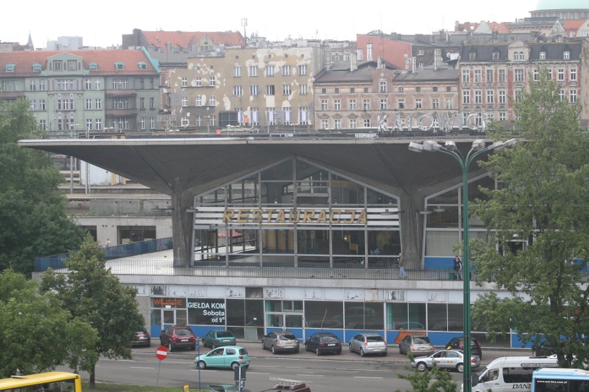 Tak wyglądał dworzec PKP w Katowicach i plac Wilhelma...