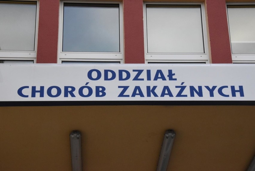 Na oddział zakaźny Szpitala Wojewódzkiego w Opolu trafiły...