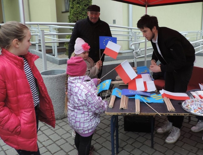 Dzień Flagi obchodzono także w Mogilnie [zdjęcia]