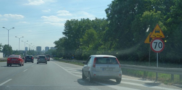 Ograniczenie prędkości na S86. Czy Roździeńskiego trzeba jechac 70 km/h?