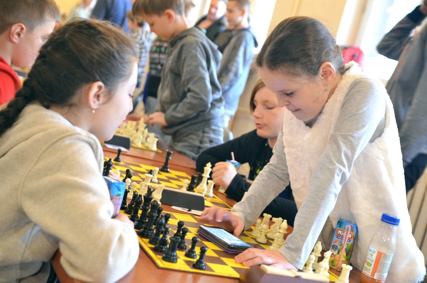 Świąteczny Turniej Szachowy w Małogoszczu