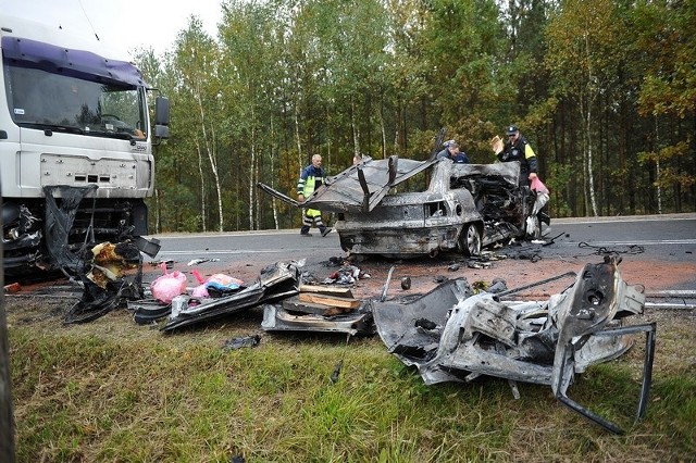 Tragiczny wypadek koło Kalisza Pomorskiego. Trzy osoby nie żyją, w tym dwóch mieszkańców Szczecina.