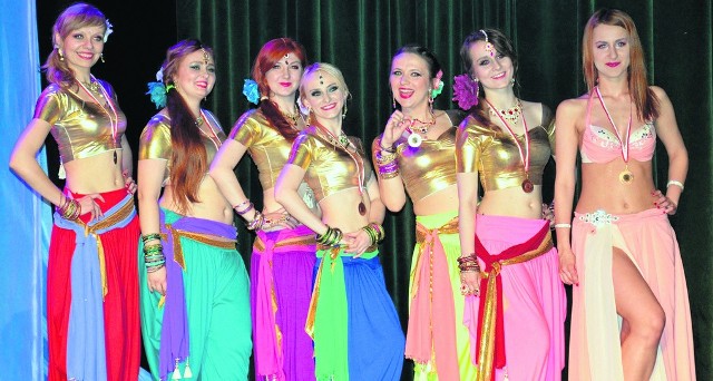 Piękne dziewczyny w bajecznie kolorowych strojach, w pięknych egzotycznych układach tanecznych - to będzie można zobaczyć na Festiwalu Tańca Orientalnego Odcienie „Orientu”