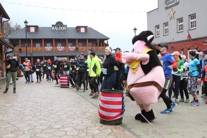 Żorzanie na mecie pierwszego Żorskiego Półmaratonu Leśnego [GALERIA i FILM]