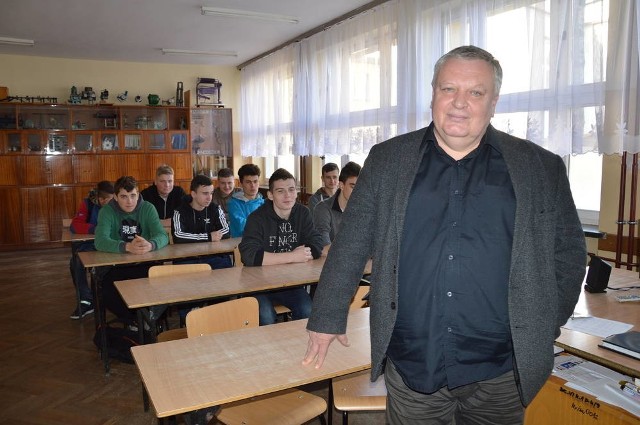 Marek Łatas jako wicedyrektor ZSTE znów uczy młodzież