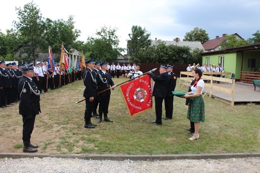 Teresin. Strażacki jubileusz z nowym sztandarem