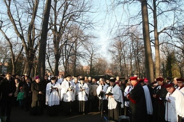 Pogrzeb biskupa Szurmana w Katowicach