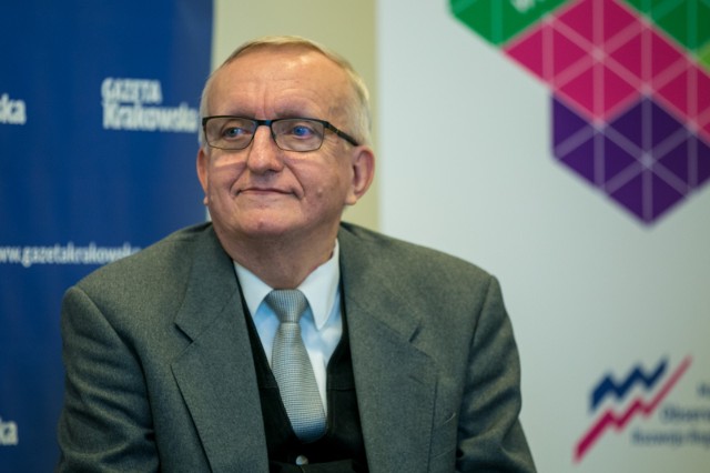 Andrzej Mielczarek: - Staże, niezależne od warsztatów i praktyk, odbywają się w „wypasionych” firmach. Uczniowie się do nich garną