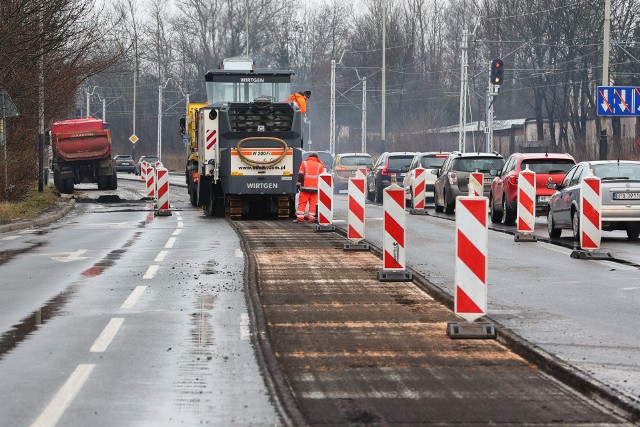 Intensywne prace trwają na ulicach Maratońskiej i Waltera-Janke. Utrudnienia będą jednak długotrwałe.