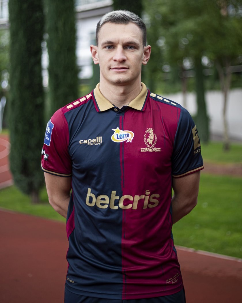 Damian Dąbrowski 5 – kapitan wrócił do podstawowego składu i...