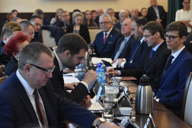 W piątek odbyła się sesja Rady Miasta Wodzisławia Śl.