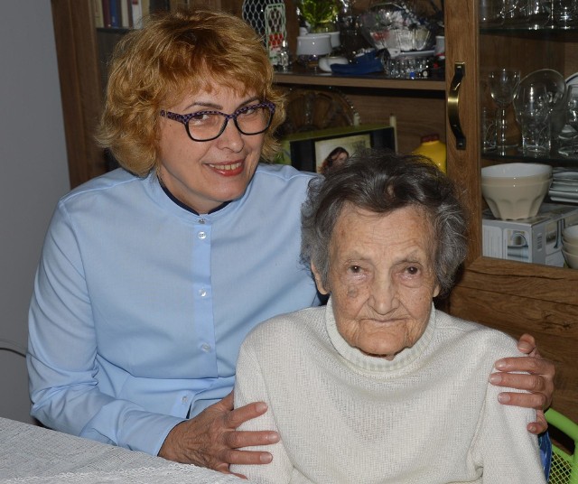 Teofila Pawłowska z córką Teresą Nowak