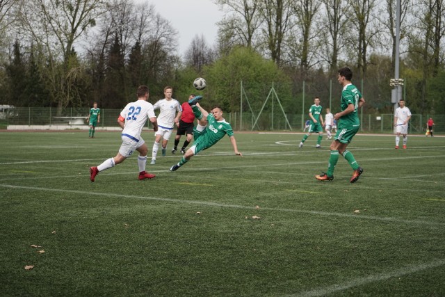 W juniorskich derbach Chorzowa Stadion Śląski po emocjonującym meczu pokonał Ruch 4:3