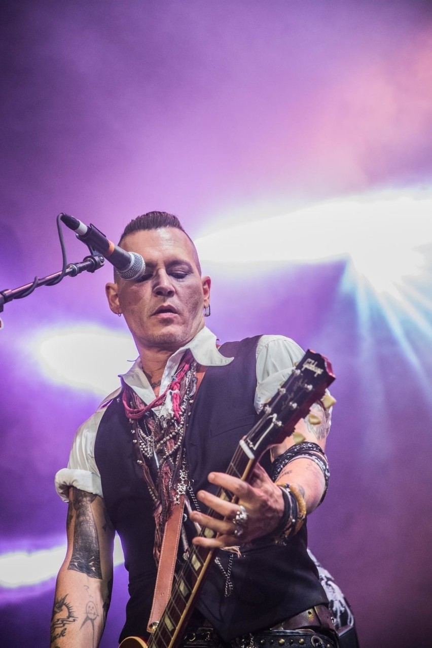 Johnny Depp w świetnej formie z zespołem Hollywood Vampires...