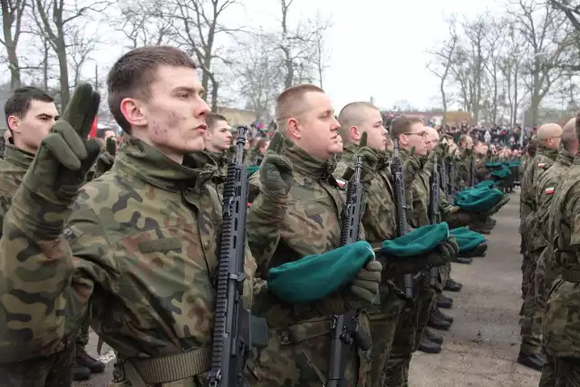 Rekordowa pod względem ilości żołnierzy była przysięga, którą w 9 grudnia złożyło 370 wojskowych w Grupie pod Grudziądzem