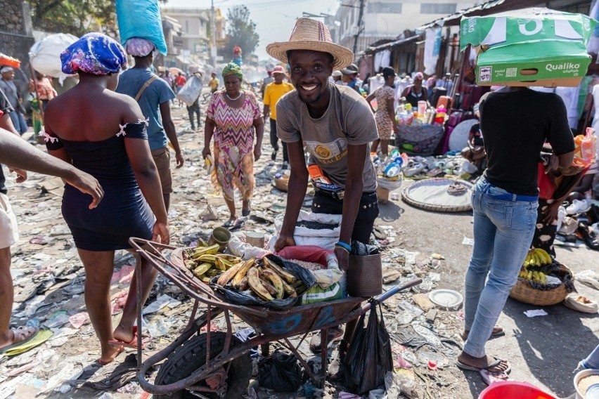 Na ulicach stolicy Haiti panuje strach, przemoc i bandy...