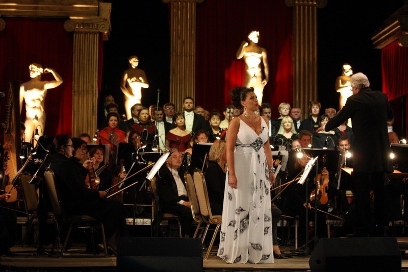 “Charlotta Clasica” - gala operowa w DolinieCharlotty