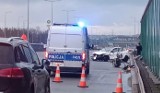 Wypadek na autostradzie A1, przy zjeździe na Żory. Jedna osoba poszkodowana - na miejscu lądował śmigłowiec Lotniczego Pogotowia Ratunkowego