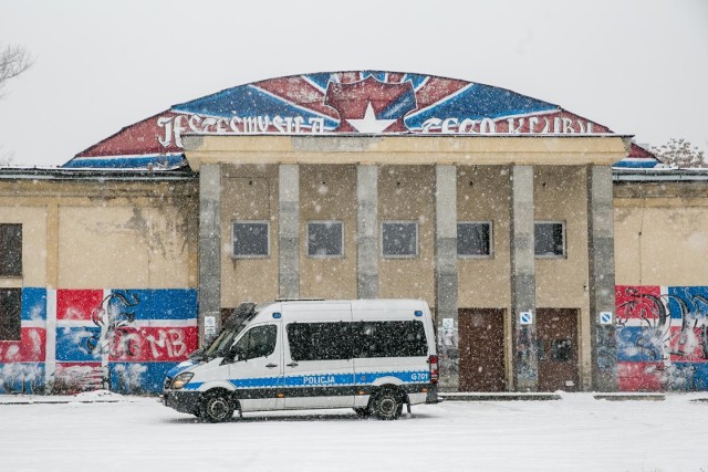 Nad ranem policjanci wkroczyli do pomieszczeń Wisły Kraków