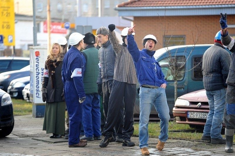 Pacyfikacja szczecińskiej stoczni: inscenizacja