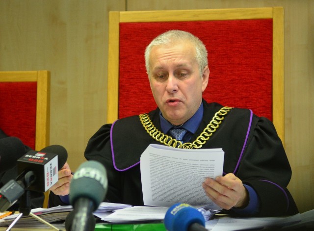 Sędzia WSA Marek Wroczyński orzekł, że prezydent Radomia zachował mandat.