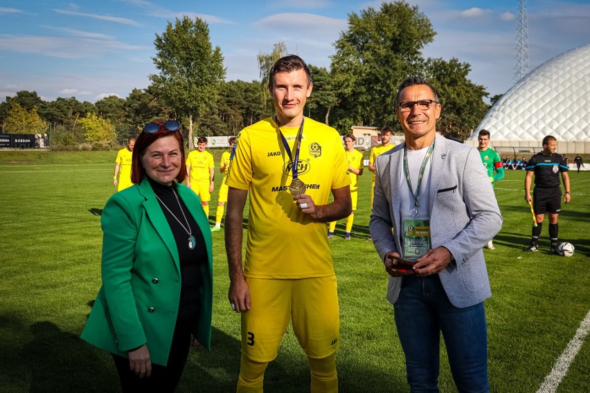 Obrońca wśród laureatów „Piłkarskich Orłów”. Rafał Ostrowski: „Ten medal jest zasługą całej drużyny”