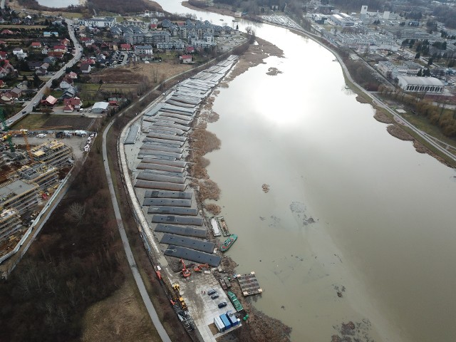 Na zalewie w Rzeszowie zakończył się pierwszy etap odmulania. Ze względu na okres ochronny zwierząt, prace zostały wstrzymane na ponad pół roku.