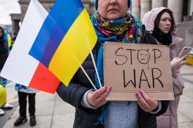 Paweł Szefernaker: Wielu uchodźców już z Polski wyjeżdża i wraca na Ukrainę