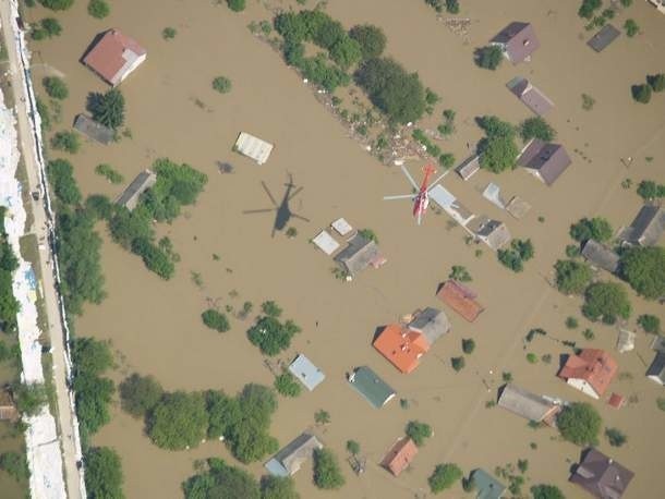 PowódL 2010: Zdjecia lotnicze zalanych terenów