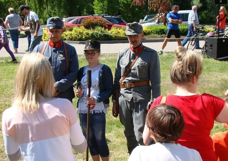 Oświęcim. Jarmark Kasztelański z bitwą legionistów na bulwarach i potyczką na Rynku [ZDJĘCIA, WIDEO]