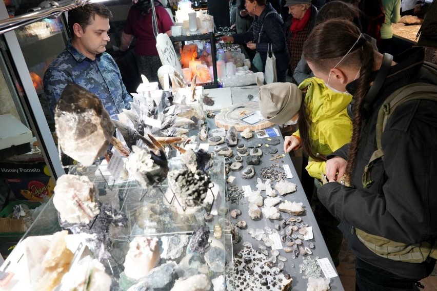 Ogólnopolska Giełda Minerałów, Muszli i Wyrobów Jubilerskich...