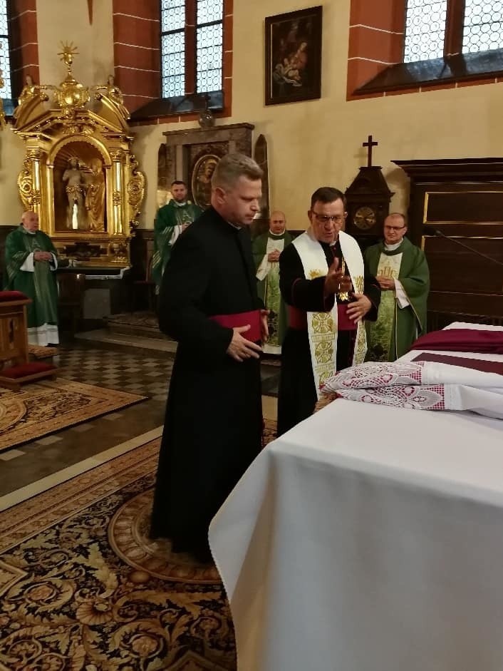 Ksiądz Marek Kucharski przyjęty do Kapituły Kanoników.