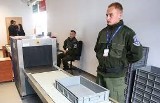 Minister o lotnisku w Radomiu: wojewoda nie może dać pieniędzy