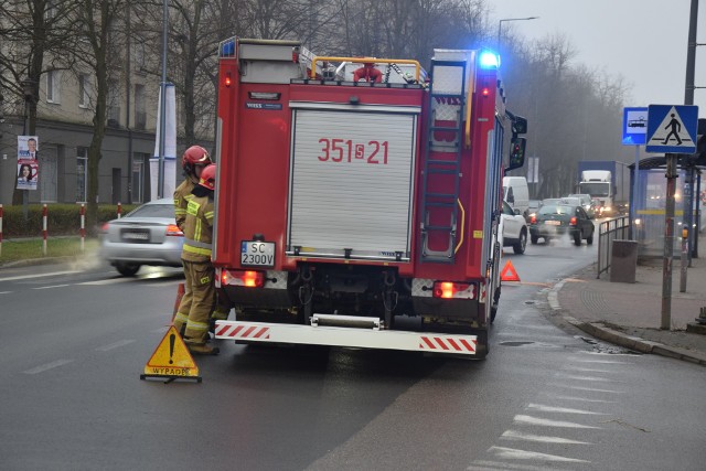 Częstochowa. Wypadek na przejściu dla pieszych. Utrudnienia w alei Pokoju