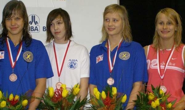 Od lewej: Natalia Pawlaczek, Paula Żukowska, Joanna Stawicka, Aleksandra Nowacka.