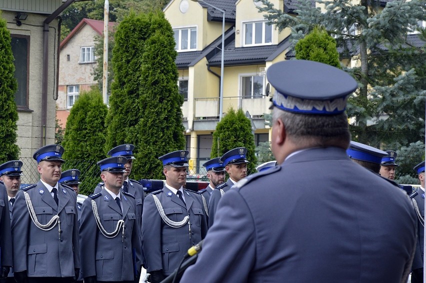 Gorlice. Święto policji, wręczono awanse i podziękowano za ciężką służbę [ZDJĘCIA]