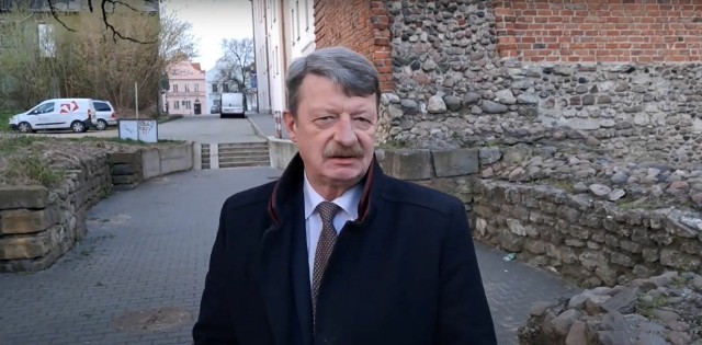 W ostatnim dniu kampanii wyborczej Jarosław Kowalik brał udział w kręceniu filmików na temat tego, co powinno być zrobione w Radomiu.