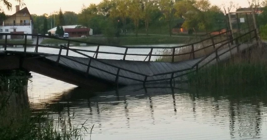 Most, który był niewątpliwie atrakcją turystyczną naszego...