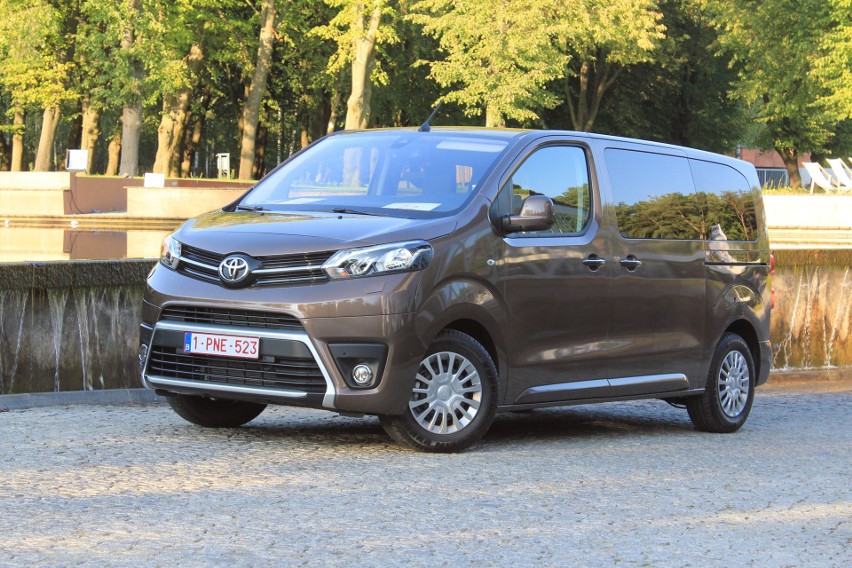 Toyota ProAce Verso....