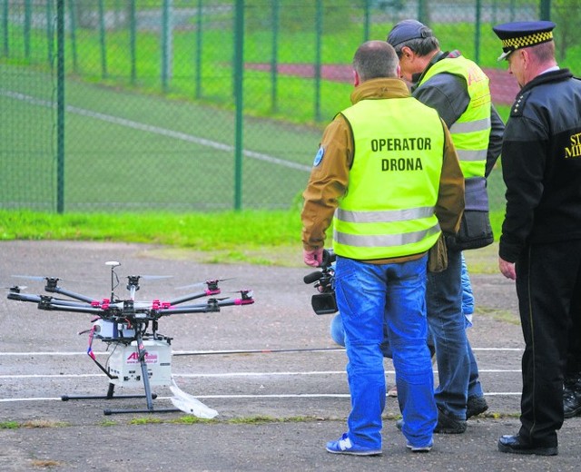 Od listopada ubiegłego roku toruńscy strażnicy miejscy dysponują dronem z urządzeniem do pomiaru zanieczyszczenia powietrza