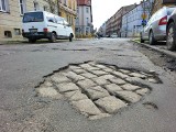 Ulice w Słupsku do remontu. Miasto podpisało umowy z wykonawcami [ZDJĘCIA]