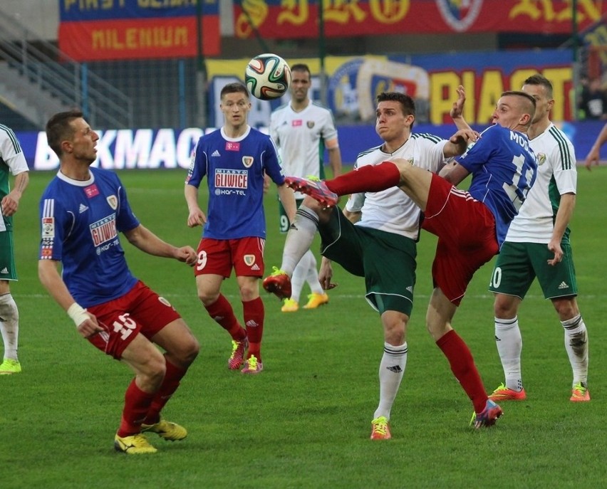 Piast Gliwice - Śląsk Wrocław 2:0! Dwa gole rezerwowego...