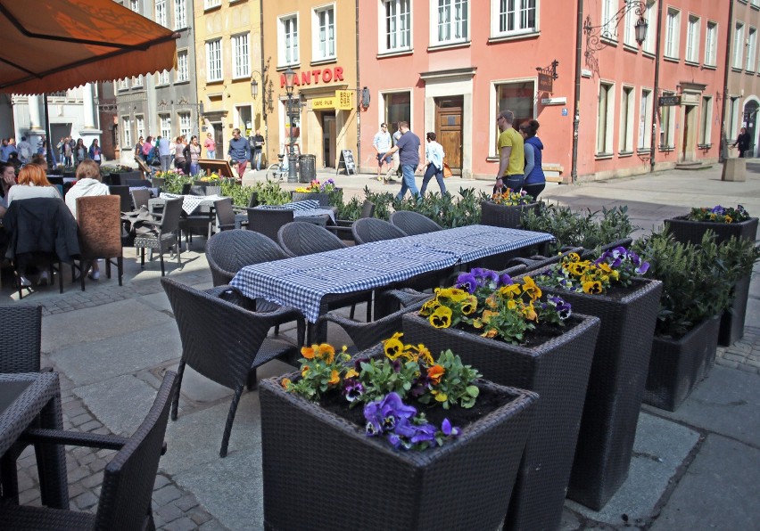 W przypadku barów, restauracji, pubów i tym podobnych...