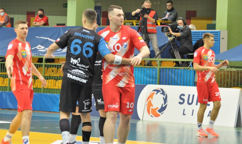 PGNiG Superliga. Wicelider tabeli pokonany! SPR Stal Mielec wygrywa z Gwardią Opole [ZDJĘCIA]