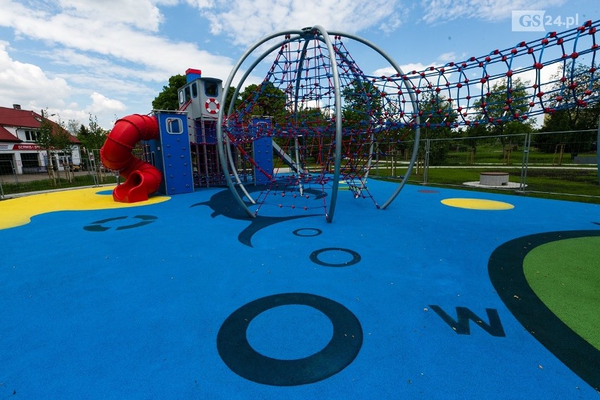 Tak wygląda nowy plac zabaw w Parku Wolności w Podjuchach w Szczecinie