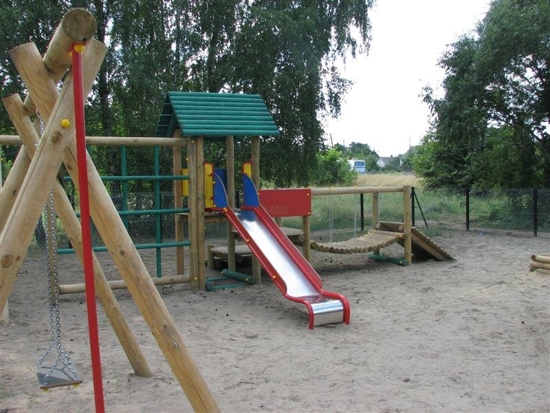 Boiska i place zabaw w gminie Olszewo-Borki